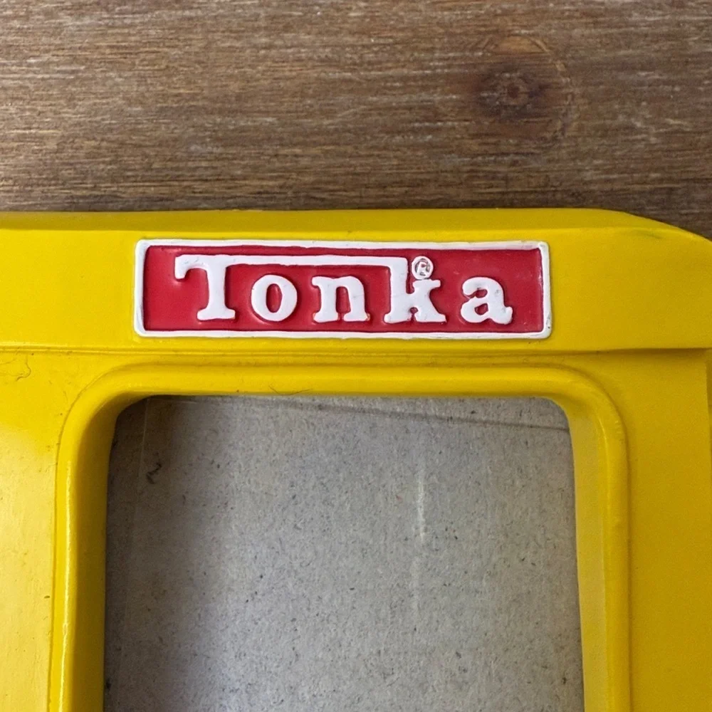 Tonka Front Loader Picture Frame 2.25 x 3.25 Vtg 2000 Enesco Hasbro